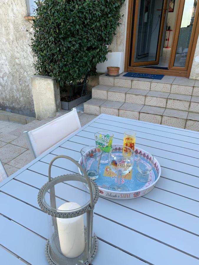 La Maison Parisienne & Jardin Argenteuil Eksteriør billede